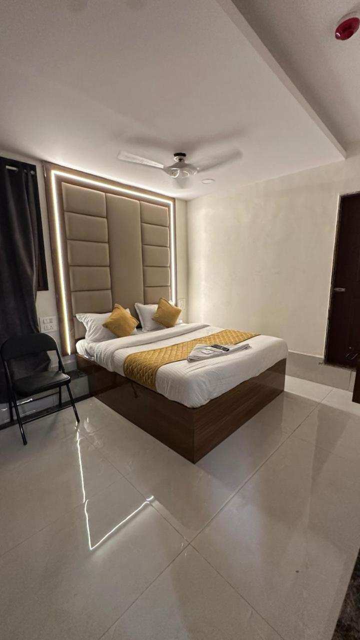 Hotel Eldoria Palace