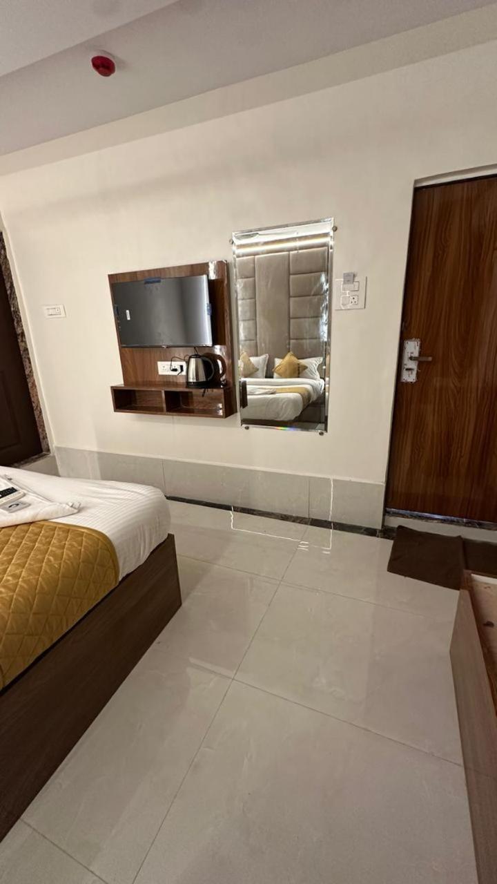 Eldoria Palace Hotel *
