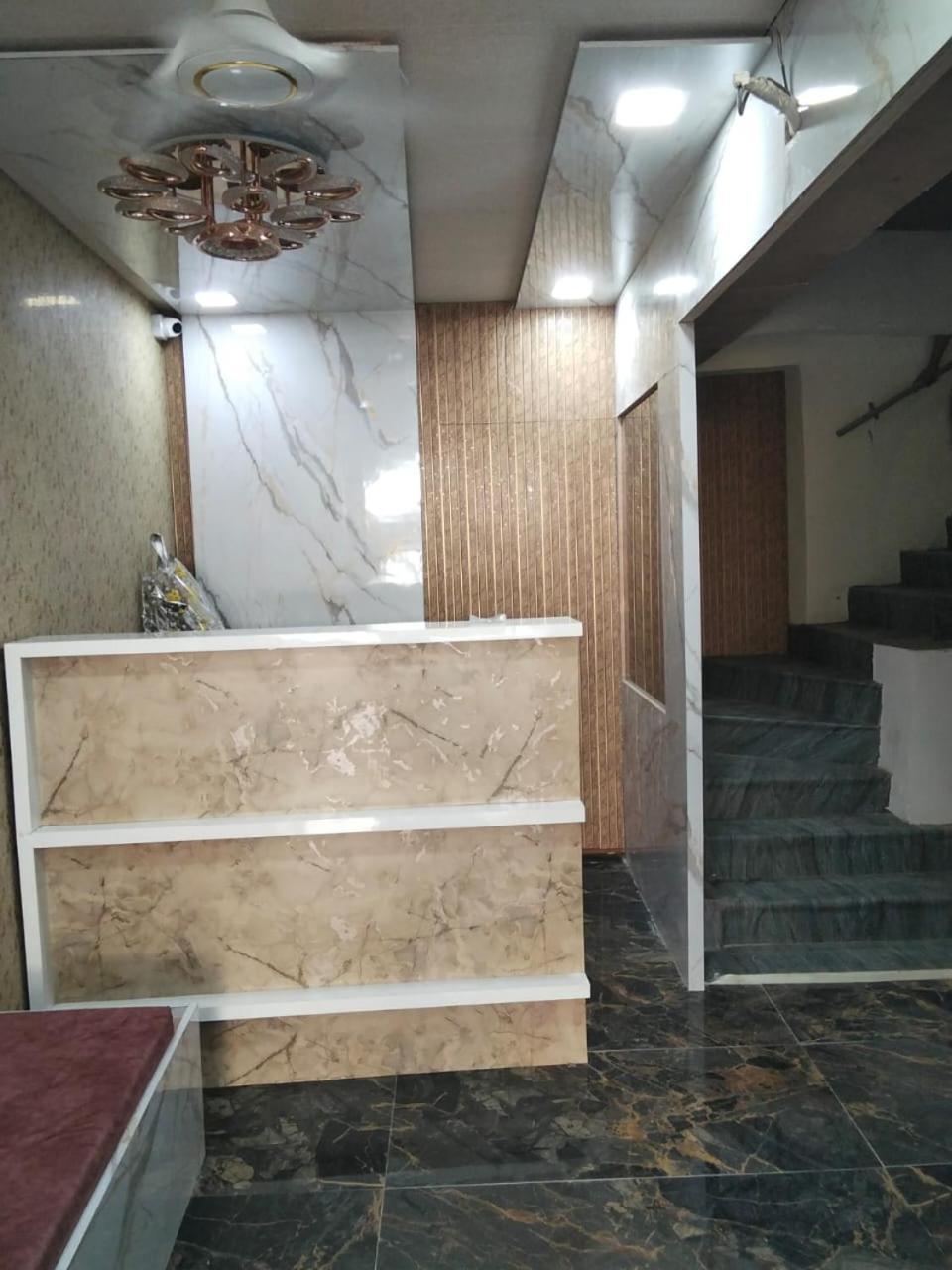 Hotel Eldoria Palace *